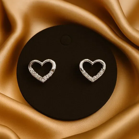 Minimalist Silver Heart Earrings | Dainty Chic Sparkling Studs for Women Jewelry - Picture 1 of 8